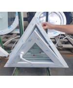 Dreiecksfenster Kipp 750x550 Weiss Kunststoff